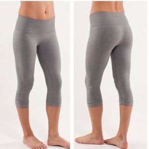 Lululemon in the flow crop leggings (light grey, size 6)